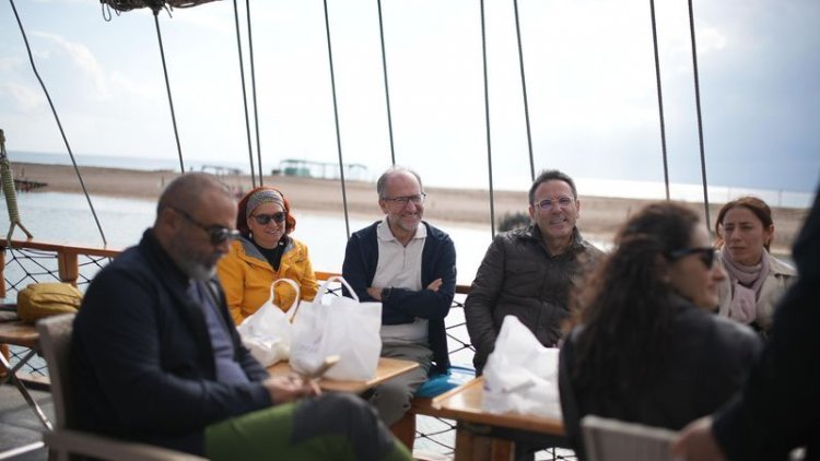 image_750x_692998f5b03ff-1