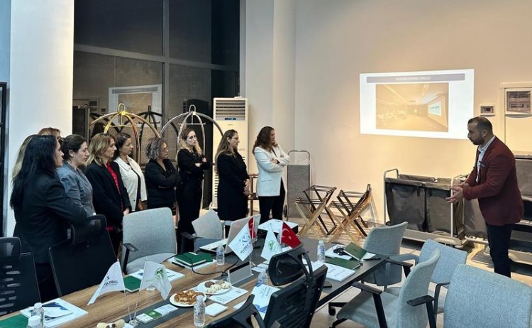 image_750x_692d57db7b8ce-1