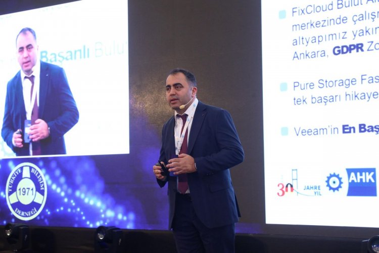 YAPAY ZEKÂ TURİZMDE GELİRİ ARTIRACAK, MALİYETLERİ AZALTACAK