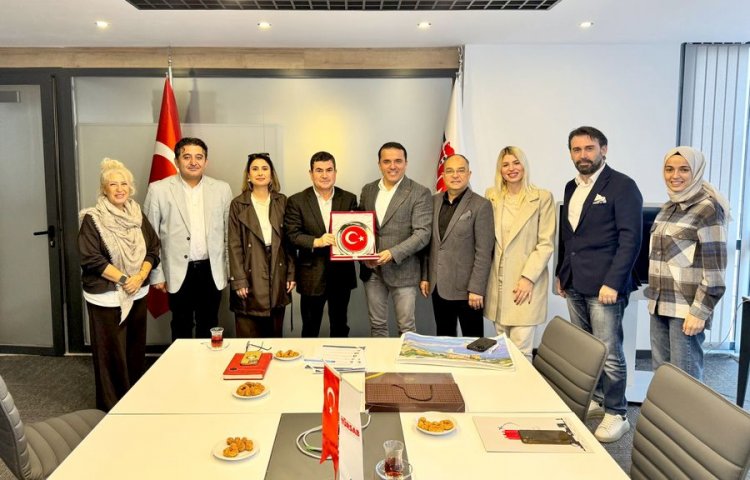 image_750x_69416d024639f-1