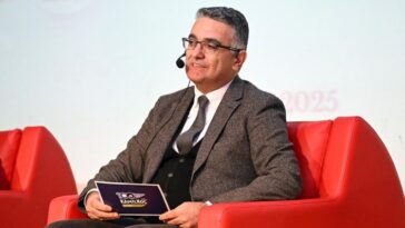 ÇAĞATAY KEPEK, 'KÂMİL KOÇ’UN HİKÂYESİ, TÜRKİYE’NİN YOLCULUĞUNUN HİKÂYESİDİR'