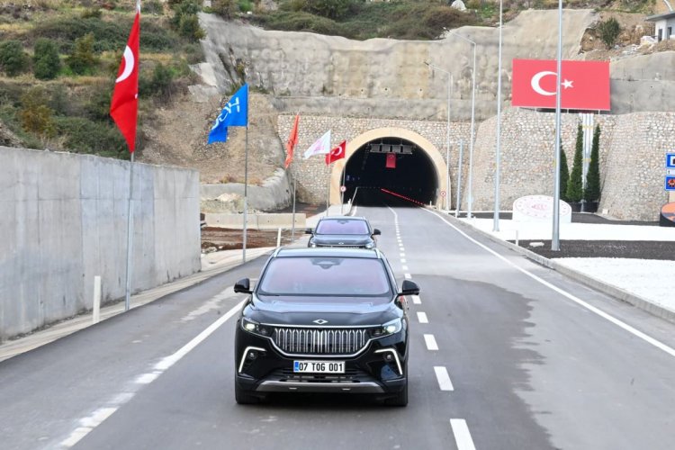 ALANYA DOĞU ÇEVRE YOLU VE DEMİRTAŞ KAVŞAĞI HİZMETE AÇILDI