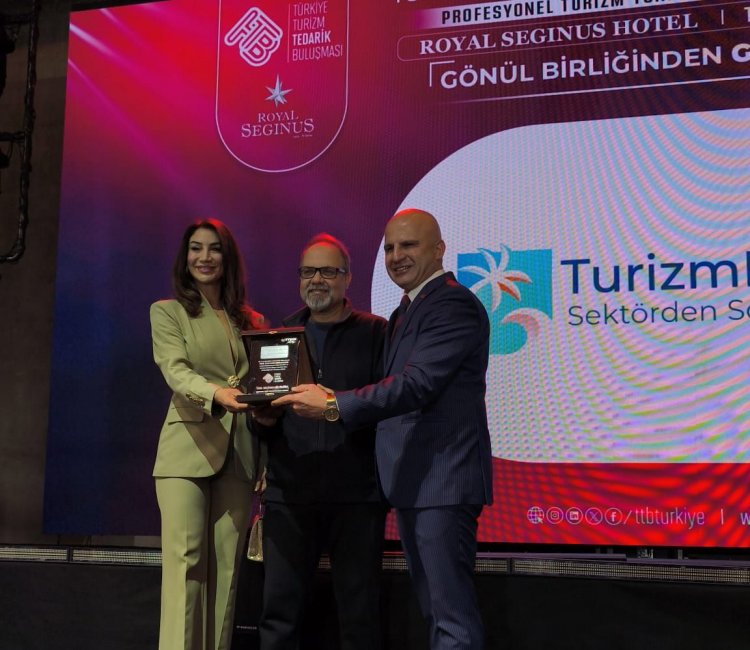 HALİL ÖNCÜ’YE TURİZME KATKI VE KATILIMLARINDAN DOLAYI TEŞEKKÜR PLAKETİ