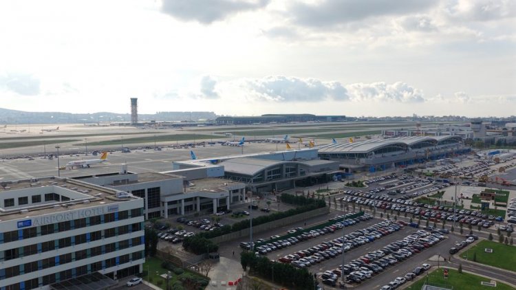 image_750x_695282105a0bb