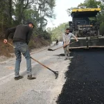 Kemer'de Kiriş dağ yolunda asfalt bakımı yapıldı