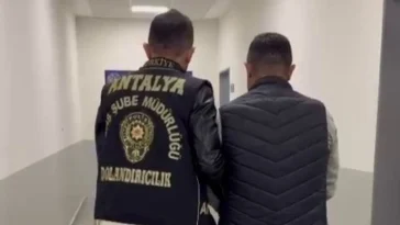 Kendisini polis olarak tanıtan dolandırıcı tutuklandı