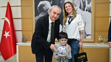 Kepez’de 24 bin öğrencinin gözleri tarandı