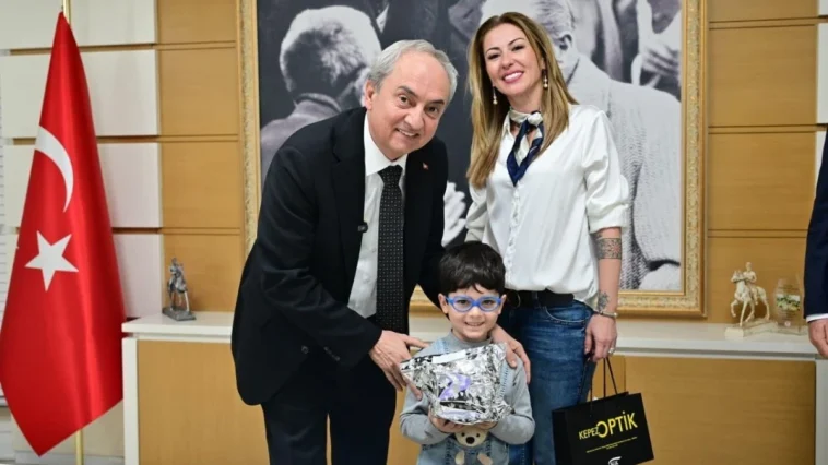 Kepez’de 24 bin öğrencinin gözleri tarandı