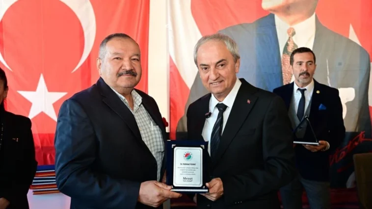 Kocagöz emekli personelle buluştu