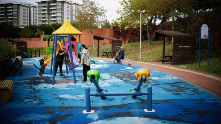 Konyaaltı’nın parklarına güvenlik kameraları yerleştiriliyor