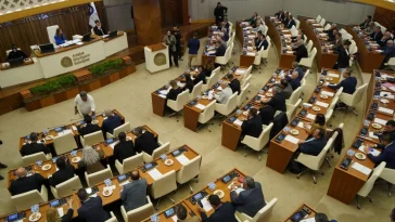 Meclis'te gündem deprem ve altyapı oldu