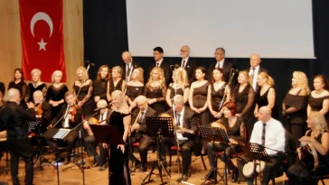 Ormancılar 2025'e neşeli şarkılarla veda etti