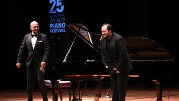 Piyano festivalinde Gökhan Aybulus gecesi