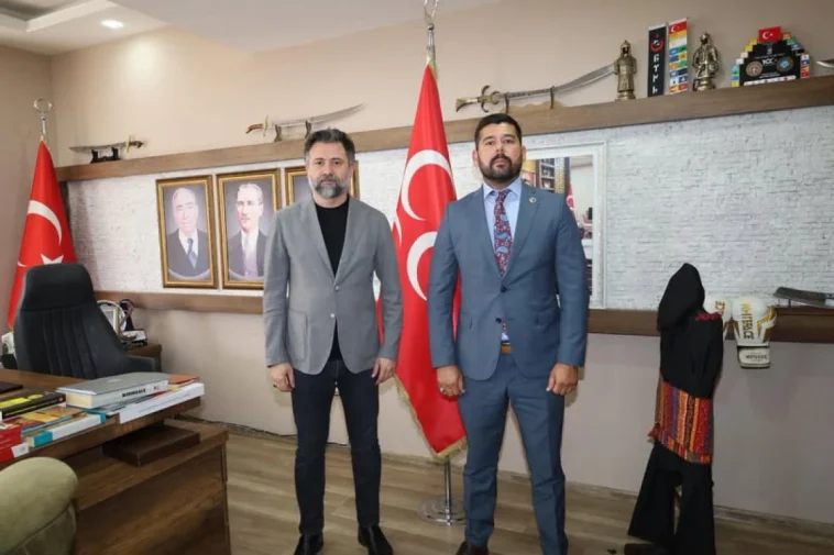 Polis dövdüğü iddiasıyla boşalan MHP Kaş'a Çoban atandı