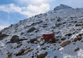 Sahilde yaz dağlarda kar