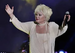 Sanatçı Muazzez Abacı hayatını kaybetti