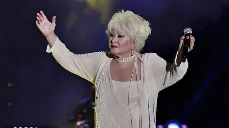 Sanatçı Muazzez Abacı hayatını kaybetti