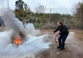 Serik'te belediye çalışanlarına yangın güvenliği eğitimi