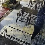 Serik’te restorana giren hırsız kameralara yakalandı