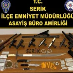 Serik’te silah ve uyuşturucu operasyonu: 16 şüpheli yakalandı