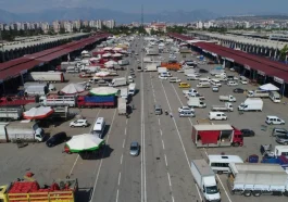 Toptancı hal giriş yasağına Aksulu üreticiden tepki