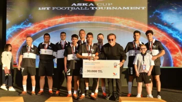 Turizmciler yeşil sahada ter döktü