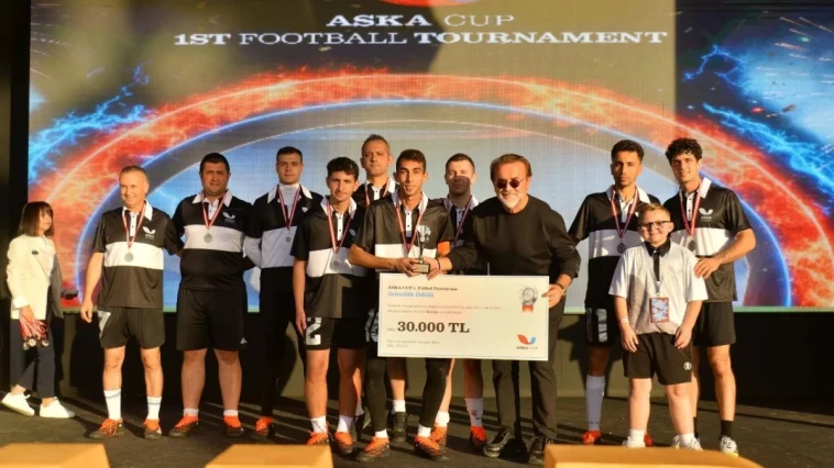 Turizmciler yeşil sahada ter döktü