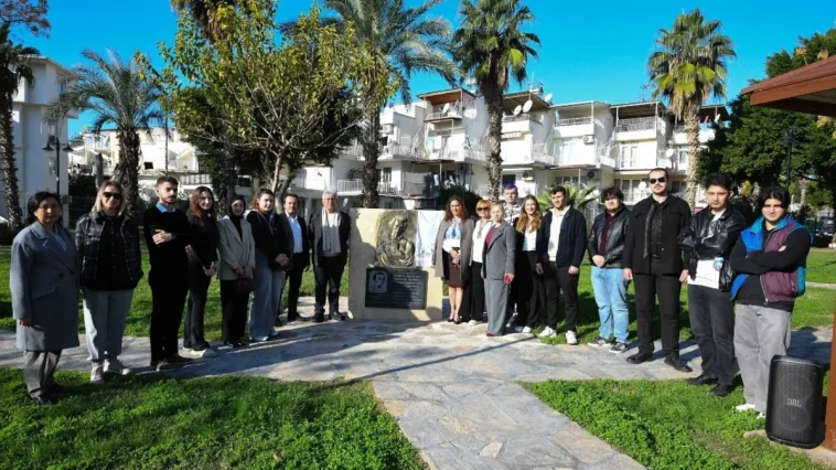 Üniversiteliler Muratpaşa Dostluk Parkları'nda ağırlandı