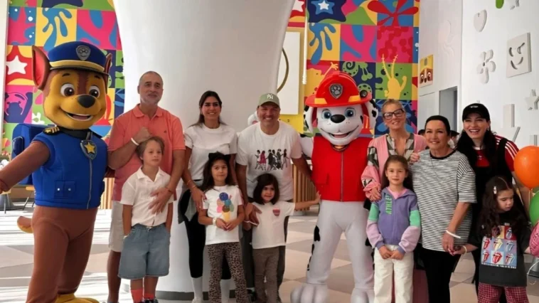 Ünlü oyunculardan Antalya tatili