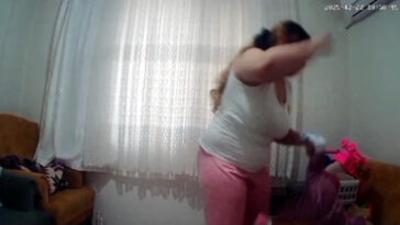 1 yaşındaki bebeğe anne şiddeti kamerada