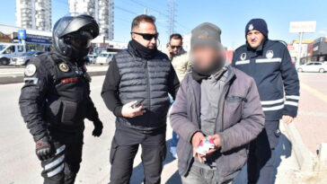 Kepezde seyyar satıcı ve dilenci operasyonu