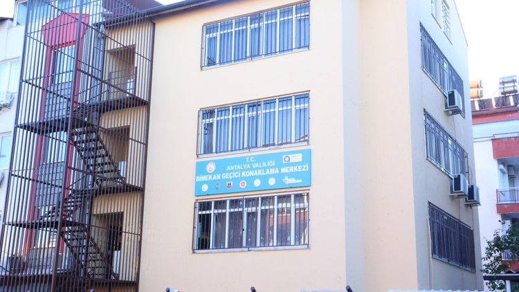 Büyükşehir soğuk havalarda evsizleri, BİMEKANda ağırlıyor