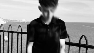 Karne almaya giderken kaza yapan lise öğrencilerinden biri öldü, diğeri ise yaralandı