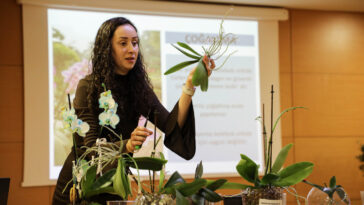 Büyükşehir Belediyesinden orkide bakımı eğitimi