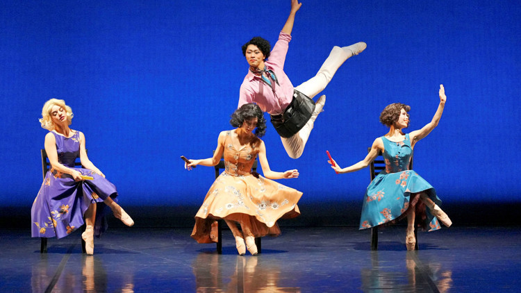 Triaya alkış yağdı