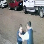 Birlikte içki içerken tartıştı, evinden çağırıp bıçakladı