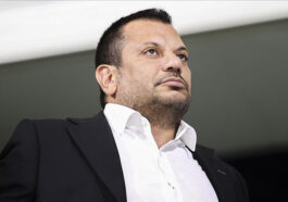 Trabzonsporun takım otobüsüne taşlı saldırı