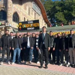 Alanya'da kavşak kapatıldı, esnaf isyan etti