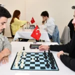 Alanya'da sağlık çalışanları santral turnuvasında yarıştı