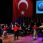 Anadolu'nun zengin türkü mirası Antalyalı türküseverlerle buluşturuldu