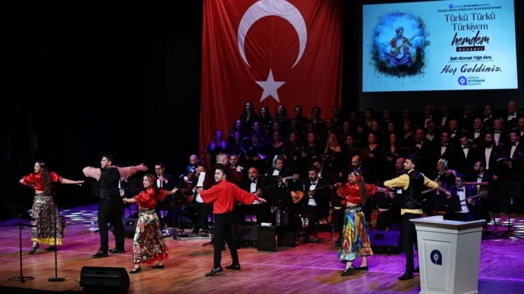 Anadolu'nun zengin türkü mirası Antalyalı türküseverlerle buluşturuldu