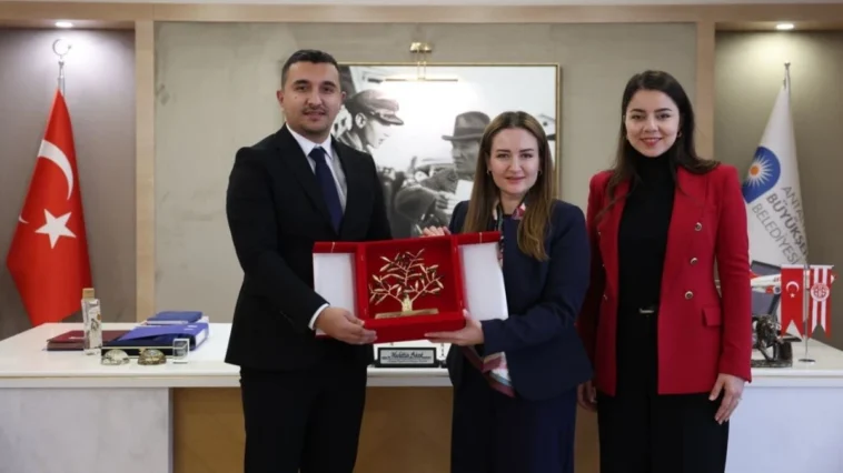 Antalya ile Muğla Büyükşehir Gençlik Meclisleri kardeş oluyor