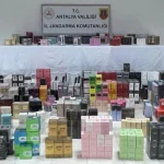 Antalya'da jandarmadan kaçak parfüm operasyonu