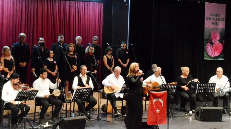 Antalya’da türkü ziyafeti