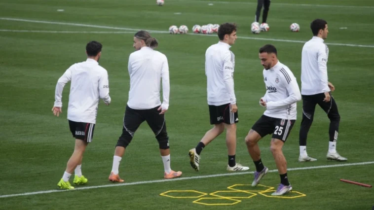 Beşiktaş, Antalya’daki kampında hazırlıklarını sürdürüyor