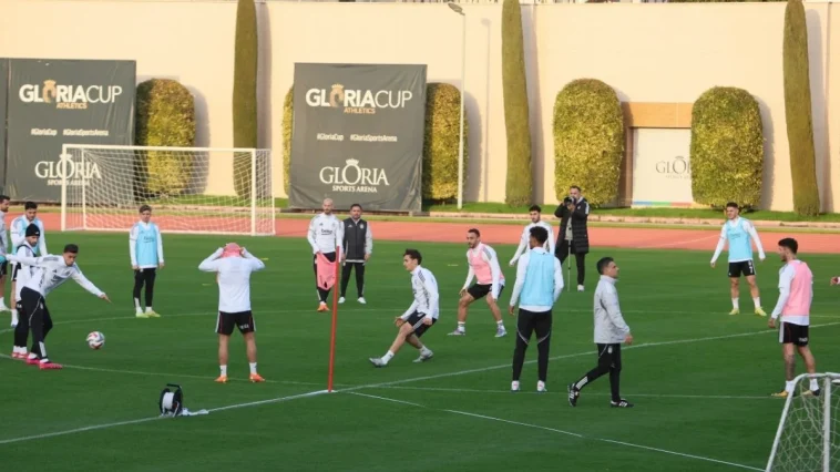 Beşiktaş, devre arası çalışmalarını Antalya'da sürdürüyor