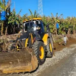 Büyükşehir Alanya’nın kırsal yollarında çalışıyor