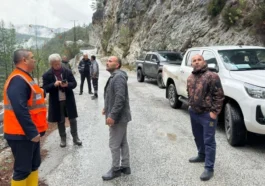 Büyükşehir ekiplerinden Alacami Yolu’nda heyelan çalışması