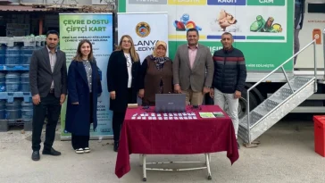 Çevre Dostu Çiftçi Kart Projesi pazarlarda tanıtıldı