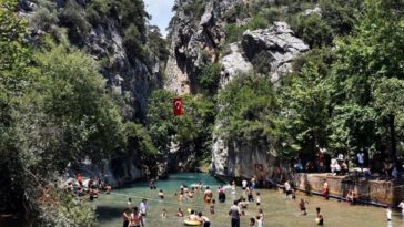 MERSİN, 2025’İN 11 AYINDA 1.2 MİLYON TURİST AĞIRLADI